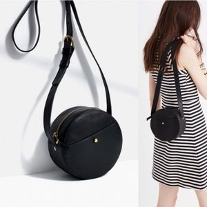 Madewell The Marfa black circle crossbody bag